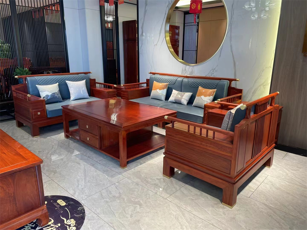 簡(jiǎn)愛沙發(fā)